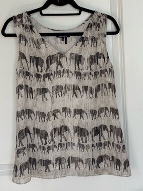 NIC+ZOE Ivory Sleeveless V-Neck Tank with Black Elephant Print, size XS